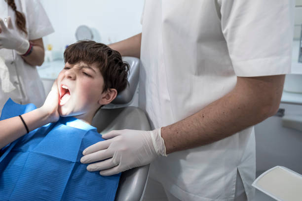 Best Emergency Gum Treatment in Omaha, TX
